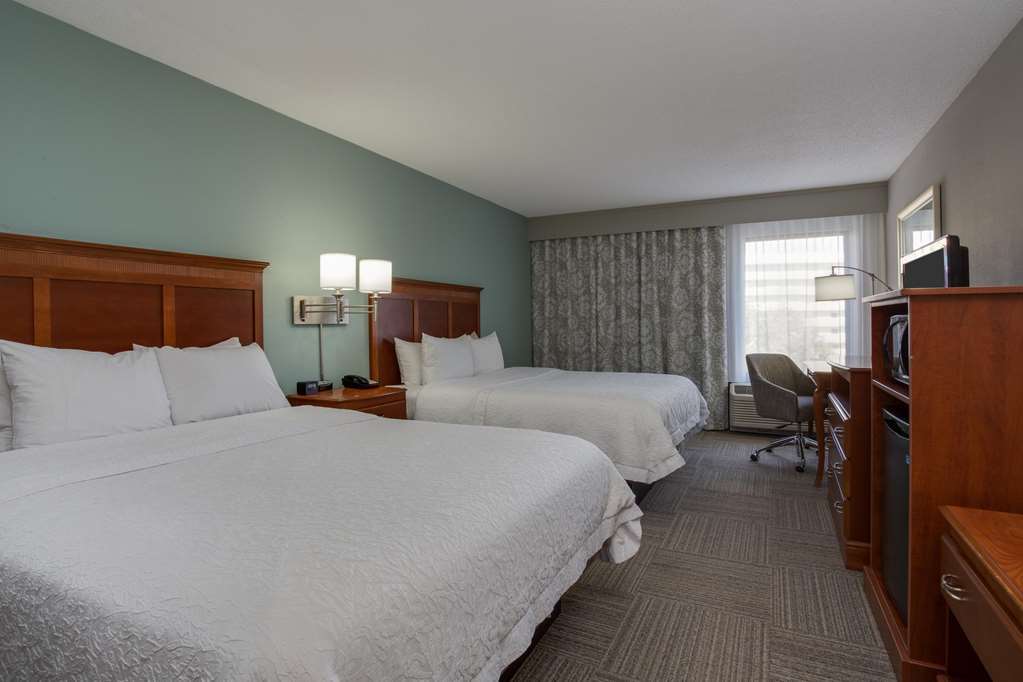 Hampton Northwood Hotel